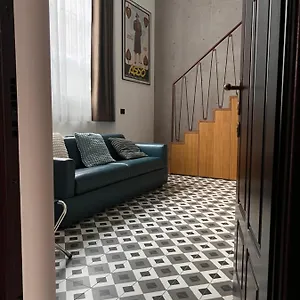 Legacy Of Milan, A Stylish Mini Loft Milano